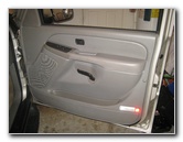 2000-2006-GM-Chevrolet-Tahoe-Interior-Door-Panel-Removal-Guide-060