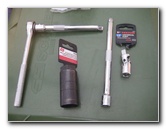 2000-2006-GM-Chevrolet-Tahoe-Oil-Pressure-Sensor-Replacement-Guide-002