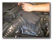 2003-2008-Honda-Pilot-Engine-Air-Filter-Replacement-Guide-004