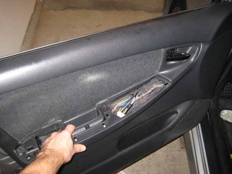 2003-2008-Toyota-Corolla-Door-Panel-Removal-Guide-029