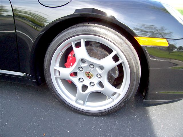 Porsche-911-Carrera-S-Type-997-007