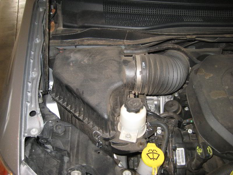 2008-2014-Dodge-Grand-Caravan-Pentastar-V6-Engine-Air-Filter-Replacement-Guide-001