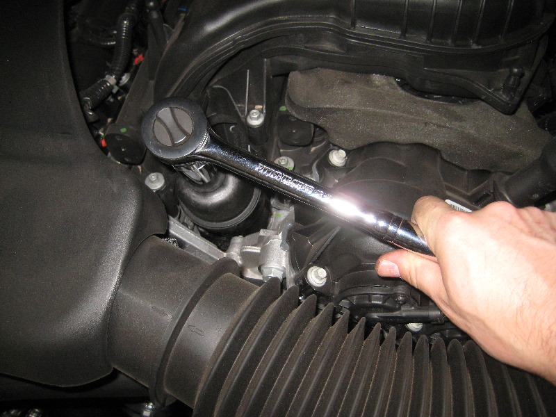 2011-2014-Dodge-Charger-Pentastar-V6-Engine-Oil-Change-Guide-031
