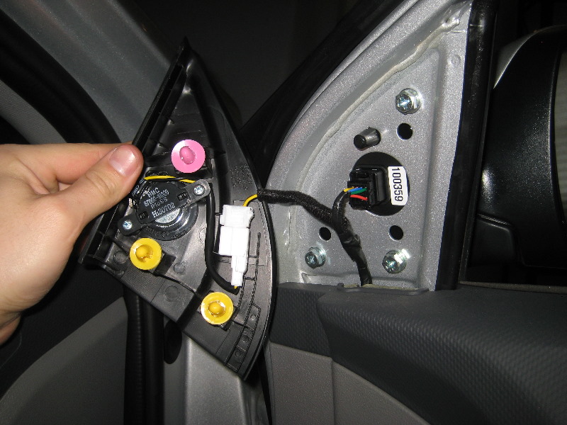2011-2015-Hyundai-Accent-Interior-Door-Panel-Removal-Guide-003