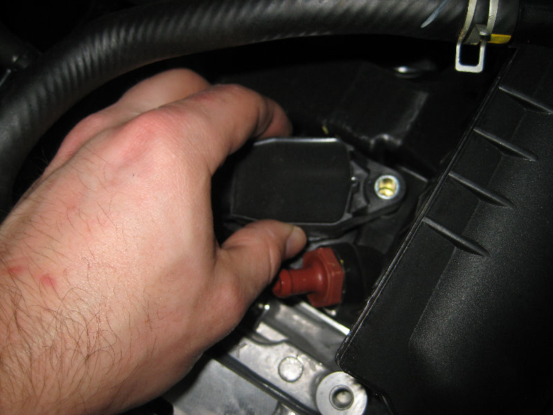 2013-2015-Nissan-Sentra-MRA8DE-Engine-Spark-Plugs-Replacement-Guide-012