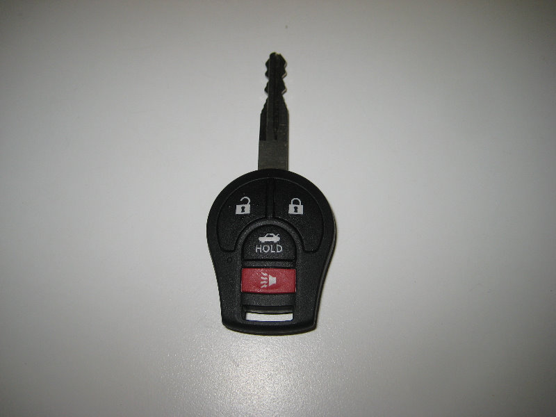 2013-2015-Nissan-Sentra-Key-Fob-Battery-Replacement-Guide-001