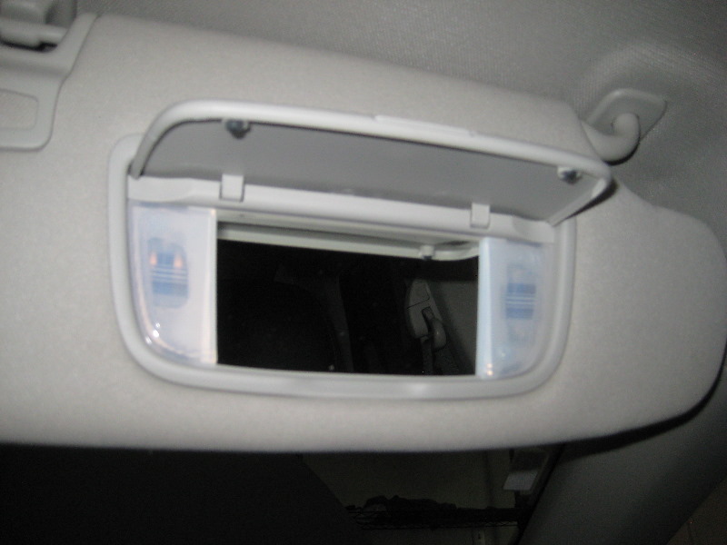 2013-2016-Ford-Fusion-Vanity-Mirror-Light-Bulbs-Replacement-Guide-002