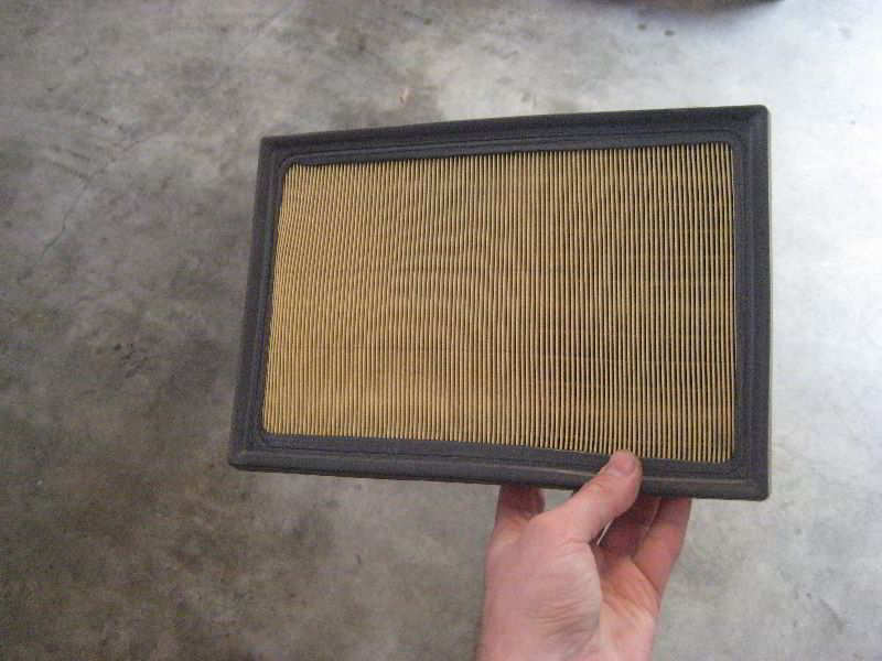 2013-2016-Toyota-RAV4-Engine-Air-Filter-Replacement-Guide-009