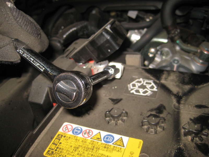 2014-2018-Mazda-Mazda6-12V-Automotive-Battery-Replacement-Guide-010