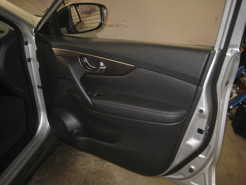 2014-2018-Nissan-Rogue-Interior-Door-Panel-Removal-Guide-051