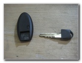 2015-2018-Nissan-Murano-Key-Fob-Battery-Replacement-Guide-006