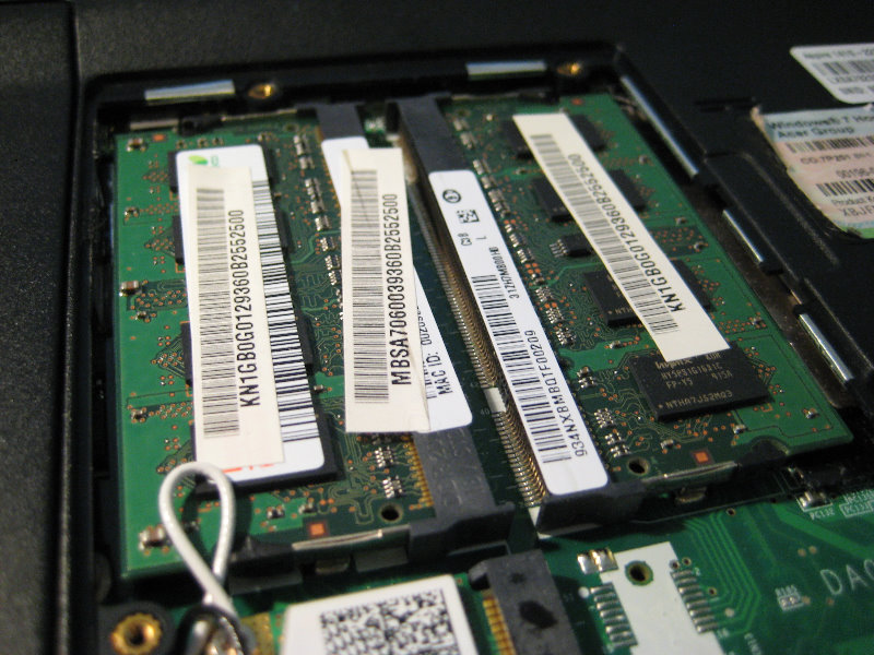 Acer-Aspire-AS1410-RAM-Memory-Upgrade-Guide-006