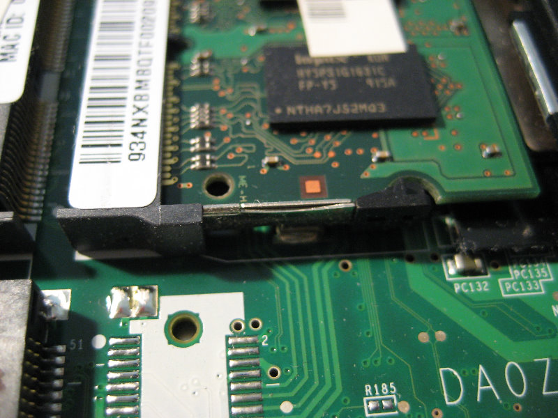 Acer-Aspire-AS1410-RAM-Memory-Upgrade-Guide-007