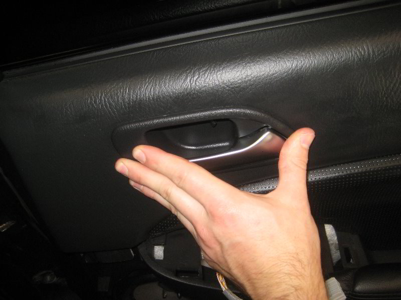 Acura-MDX-Rear-Interior-Door-Panels-Removal-Guide-049