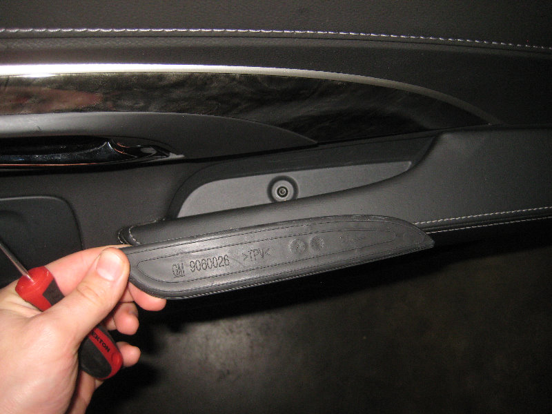 Buick-LaCrosse-Door-Panel-Removal-Speaker-Upgrade-Guide-005