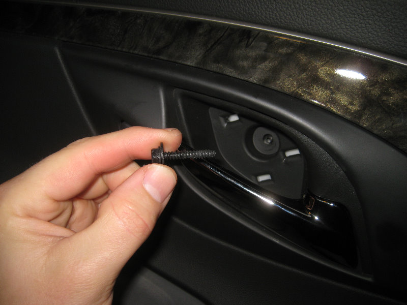 Buick-LaCrosse-Door-Panel-Removal-Speaker-Upgrade-Guide-007