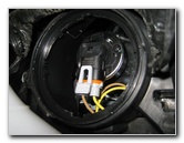 Chrysler-200-Headlight-Bulbs-Replacement-Guide-010