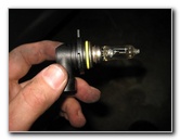 Chrysler-200-Headlight-Bulbs-Replacement-Guide-011
