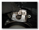 Chrysler-200-Rear-Disc-Brake-Pads-Replacement-Guide-018