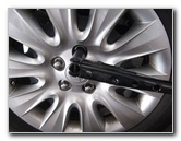Chrysler-200-Rear-Disc-Brake-Pads-Replacement-Guide-031
