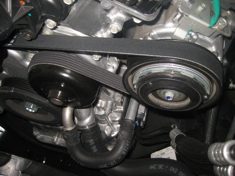 Chrysler-300-Pentastar-V6-Engine-Serpentine-Belt-Replacement-Guide-021