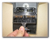 Comfortmaker-HVAC-Condenser-Dual-Run-Start-Capacitor-Replacement-Guide-044