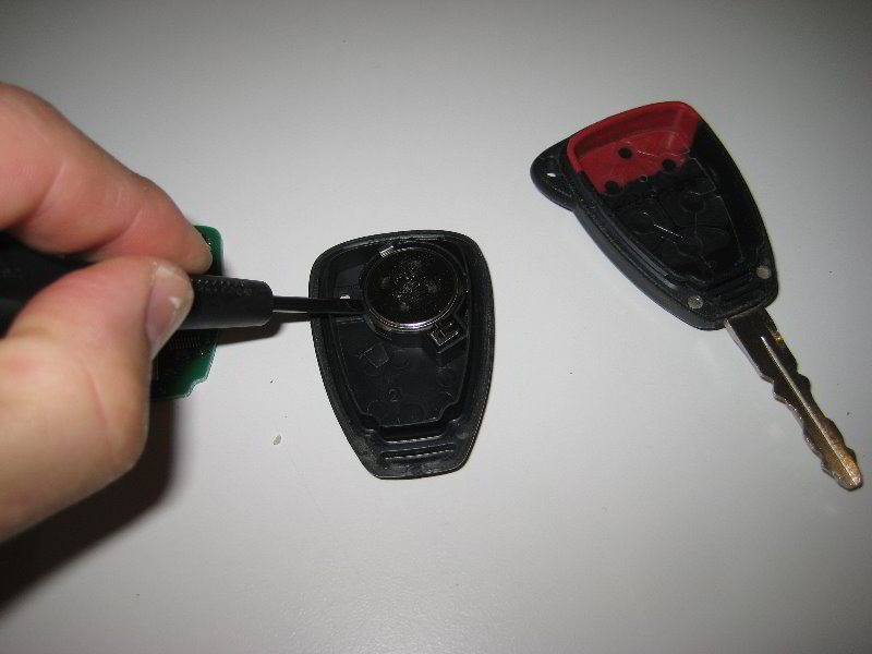 Dodge-Avenger-Key-Fob-Battery-Replacement-Guide-006