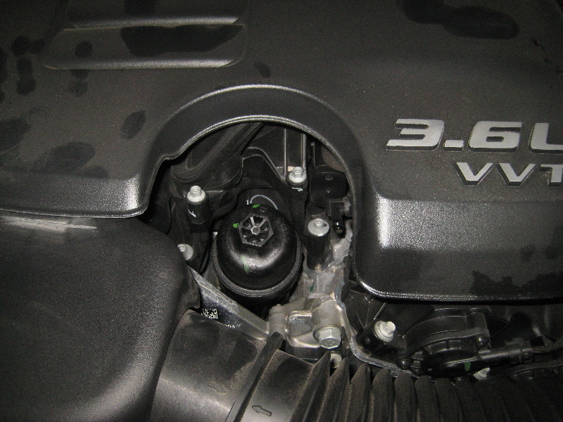 Dodge-Challenger-Pentastar-V6-Engine-Oil-Change-Filter-Replacement-Guide-020