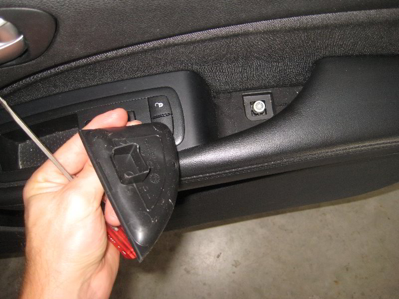 Dodge-Dart-Interior-Door-Panel-Removal-Guide-005