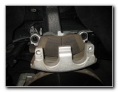 Dodge-Durango-Front-Disc-Brake-Pads-Replacement-Guide-022