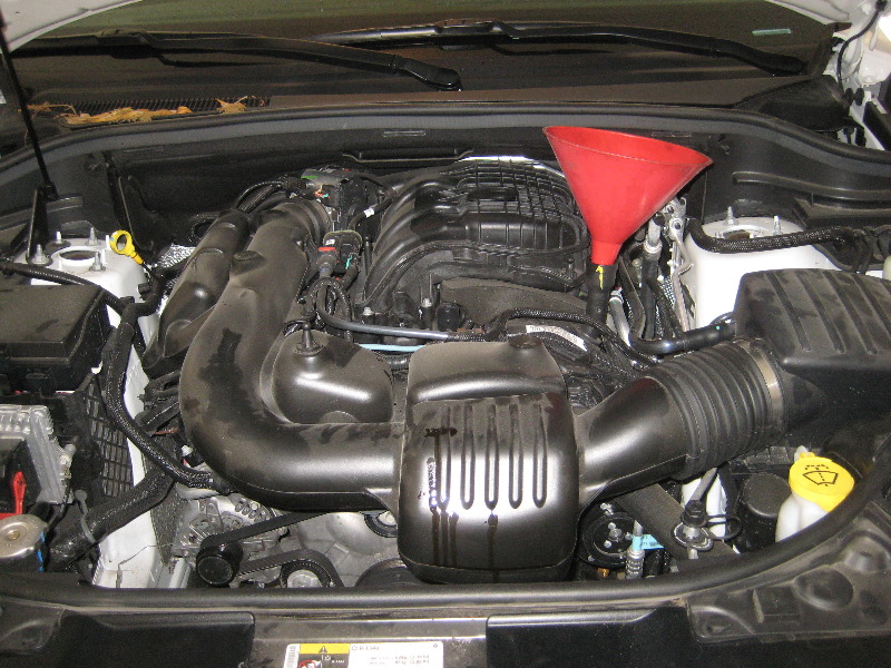 Dodge-Durango-Pentastar-V6-Engine-Oil-Change-Filter-Replacement-Guide-024