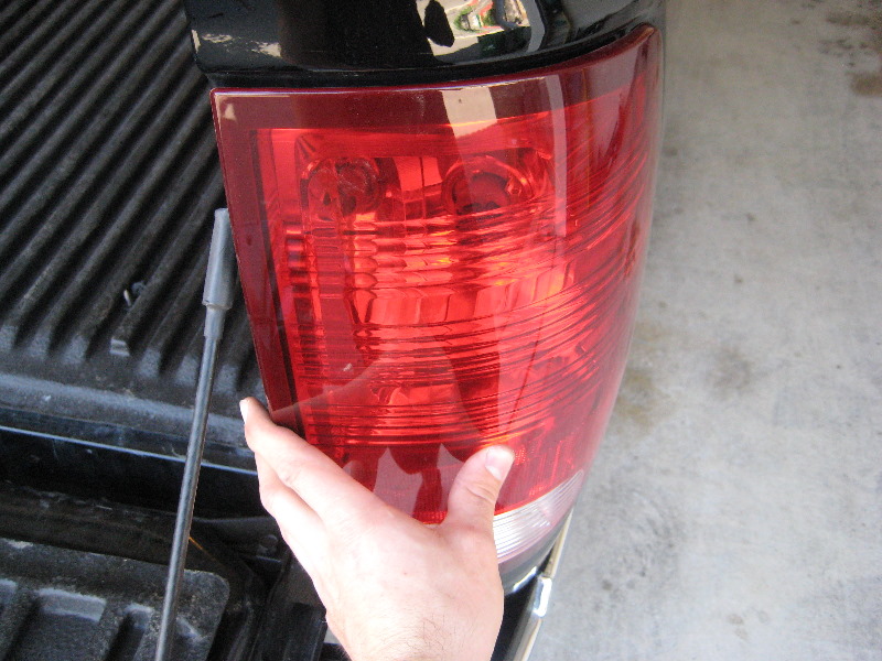 Dodge-Ram-1500-Tail-Light-Bulbs-Replacement-Guide-021