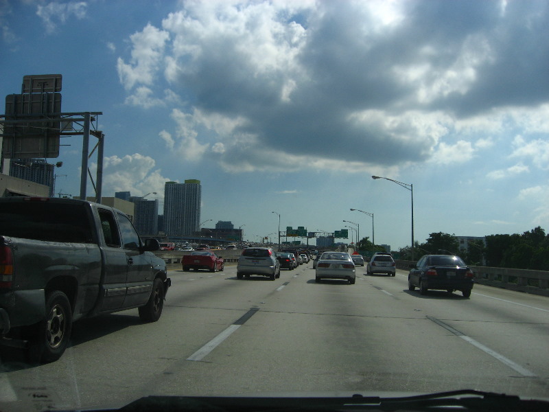 Downtown-Miami-Skyscrapers-I95-Highway-026