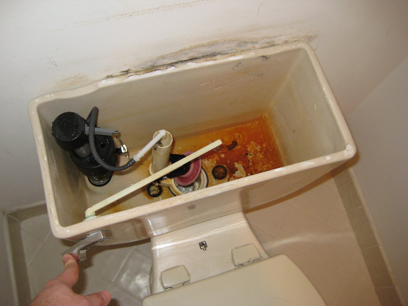 How-To-Fix-Leaky-Toilet-With-Fluidmaster-Complete-Repair-Kit-011