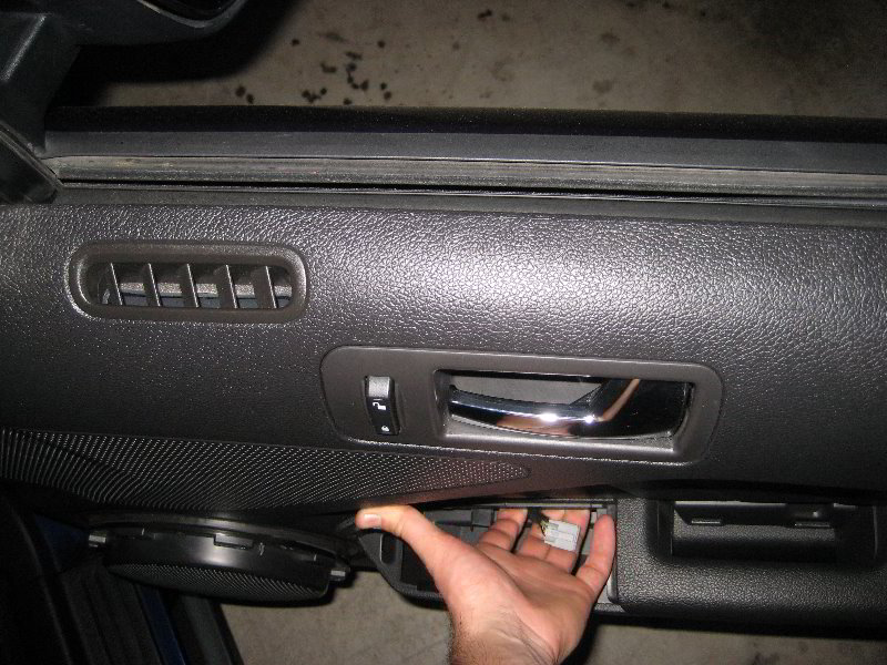 Ford-Mustang-Interior-Door-Panel-Removal-Guide-065