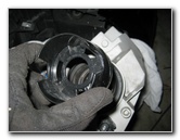 Chevrolet-Cobalt-Headlight-Bulbs-Replacement-Guide-017