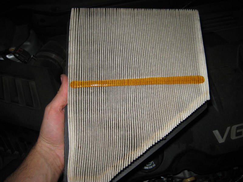 GM-Chevrolet-Equinox-Engine-Air-Filter-Replacement-Guide-007