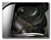 GM-Chevrolet-Equinox-Headlight-Bulbs-Replacement-Guide-008