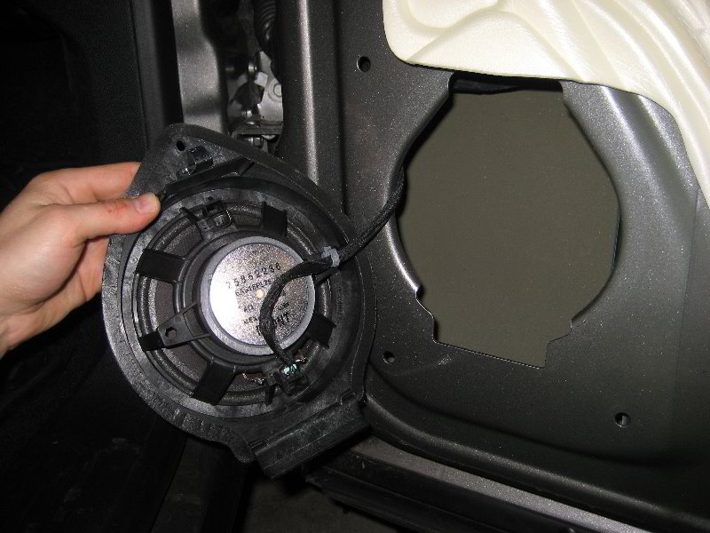 Chevrolet-Silverado-Interior-Door-Panel-Removal-Guide-047
