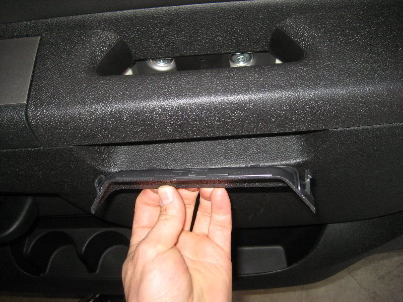 Chevrolet-Silverado-Interior-Door-Panel-Removal-Guide-074