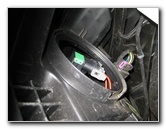 GM-Chevrolet-Traverse-Headlight-Bulbs-Replacement-Guide-011