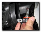 GM-Chevrolet-Traverse-Headlight-Bulbs-Replacement-Guide-015