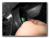 GM-Chevrolet-Traverse-Headlight-Bulbs-Replacement-Guide-016
