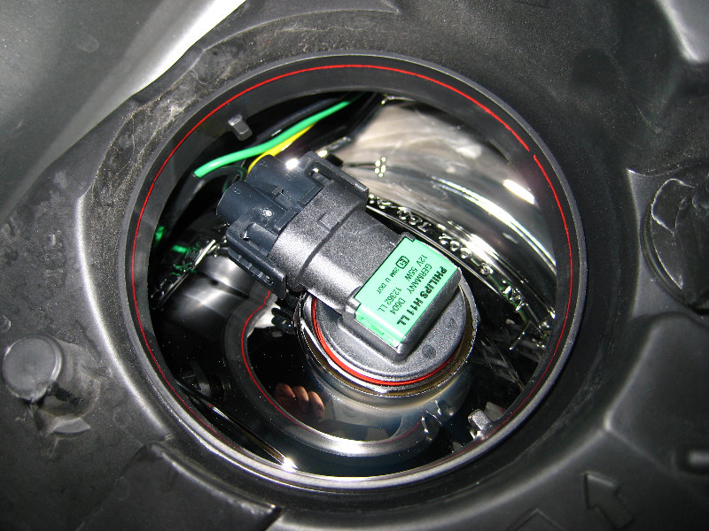 GM-Pontiac-G6-GT-Headlight-Bulbs-Replacement-Guide-024