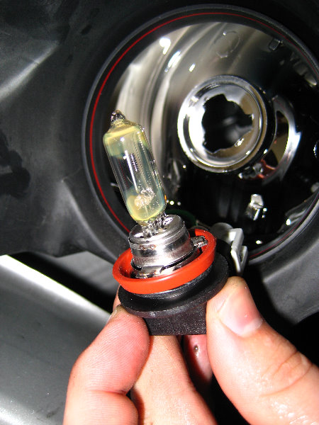 GM-Pontiac-G6-GT-Headlight-Bulbs-Replacement-Guide-035