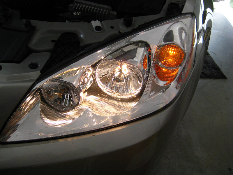 GM-Pontiac-G6-GT-Headlight-Bulbs-Replacement-Guide-045