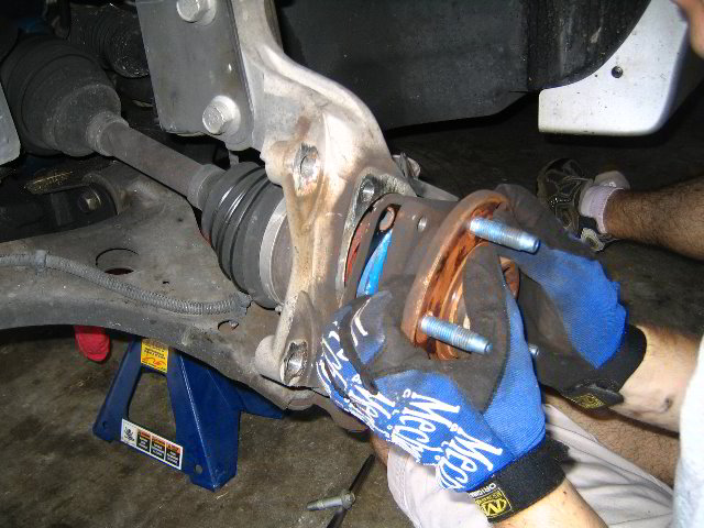 GM-Pontiac-Wheel-Bearing-Hub-Assembly-Repair-23