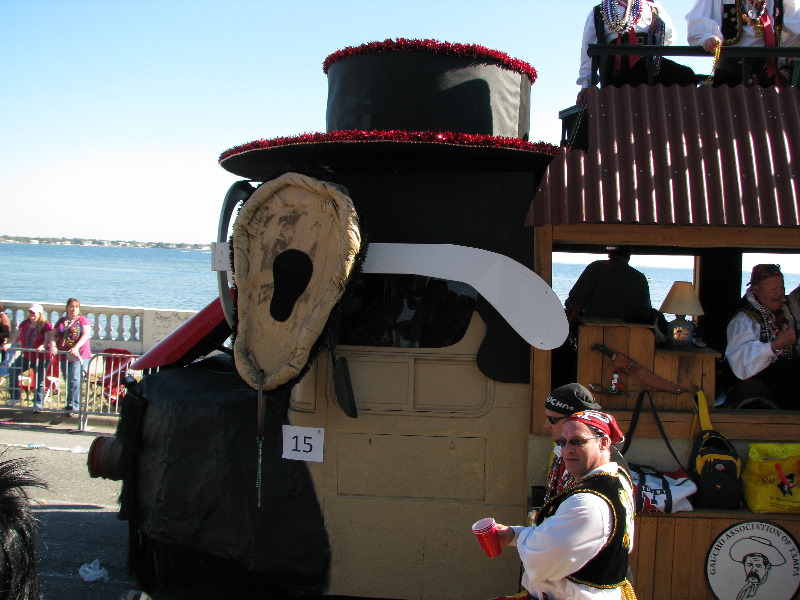 Gasparilla-Parade-of-the-Pirates-Tampa-FL-051