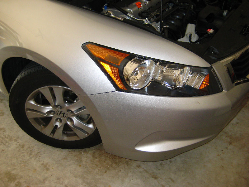 Honda-Accord-Headlight-Bulbs-Replacement-Guide-001