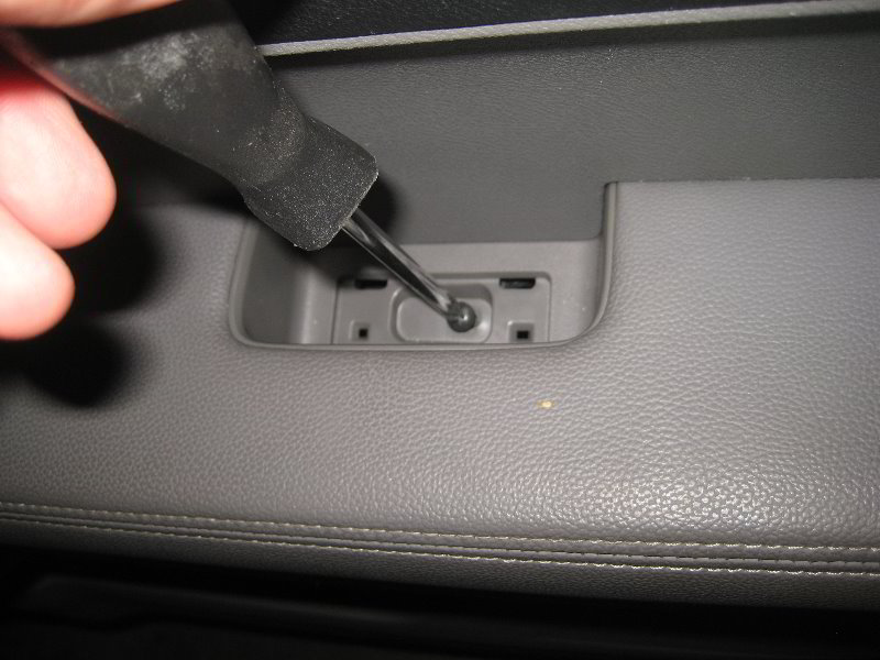 Honda-CR-V-Interior-Door-Panel-Removal-Guide-072